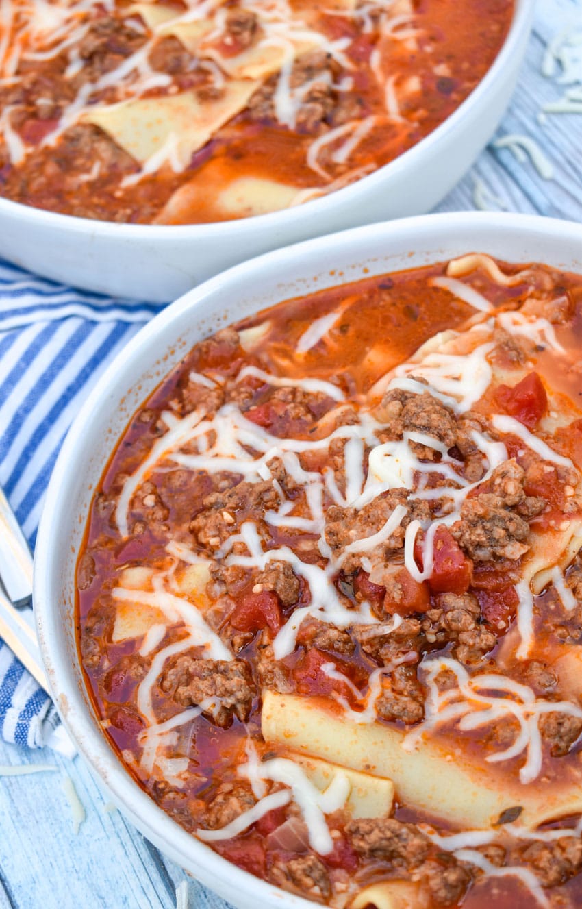 lasagna soup in two white bowls