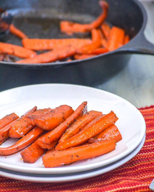 Maple Glazed Thyme Roasted Carrots