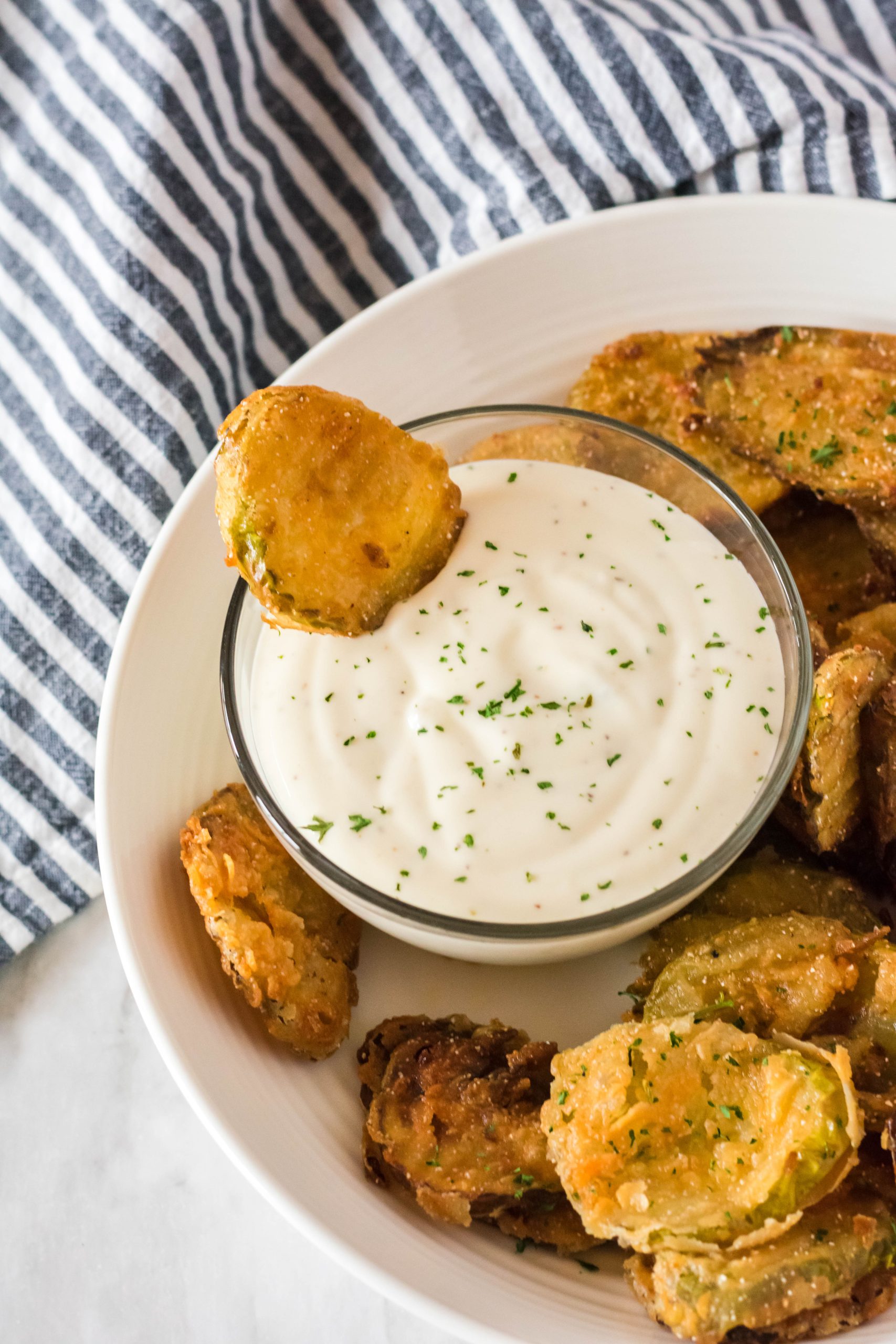 Crispy Fried Dill Pickle Slices 4 Sons 'R' Us