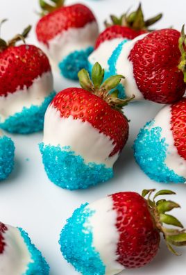 Easy Chocolate Covered Red White And Blue Strawberries