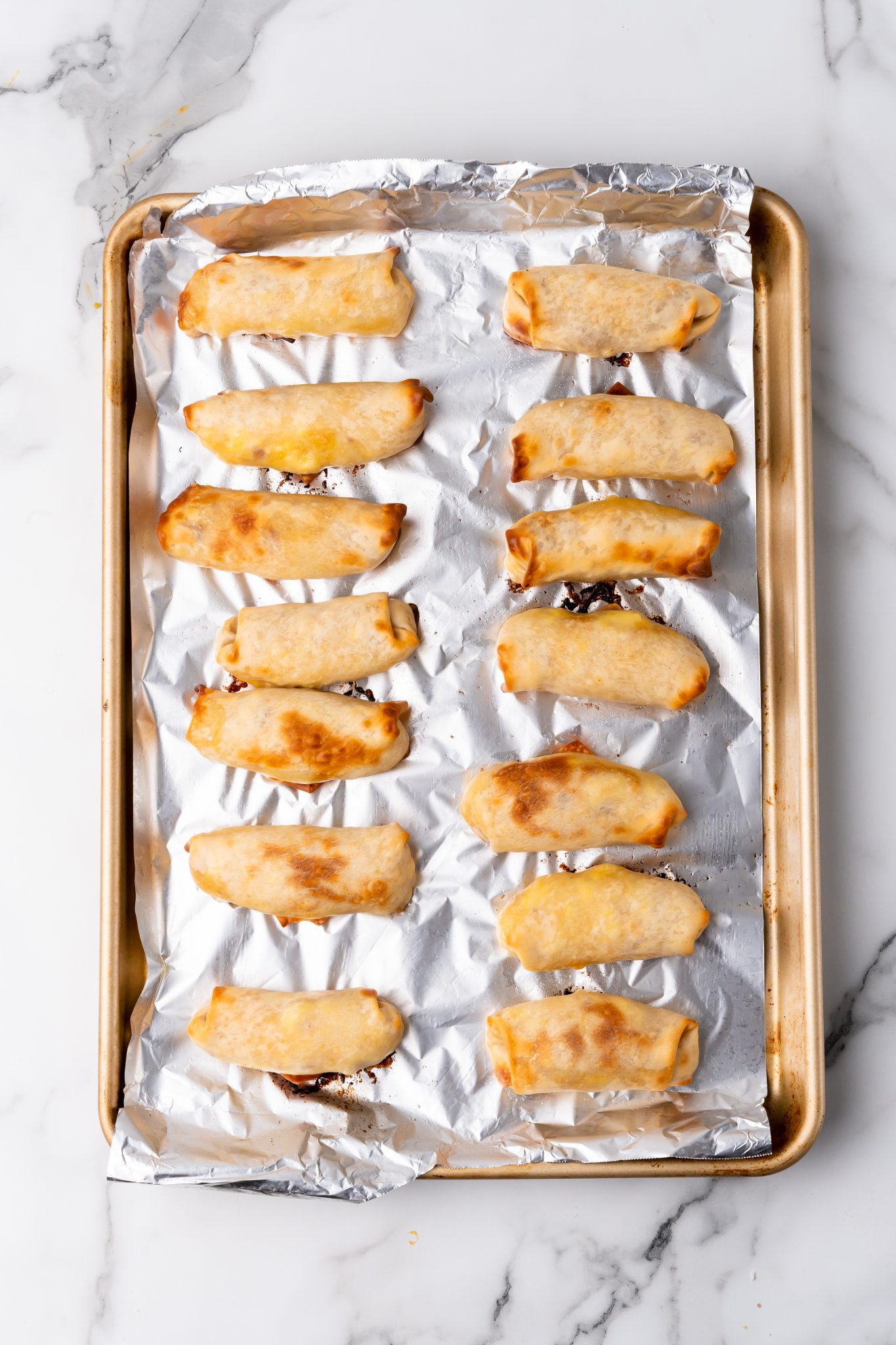 Breakfast Egg Rolls with Sausage Gravy 4 Sons 'R' Us