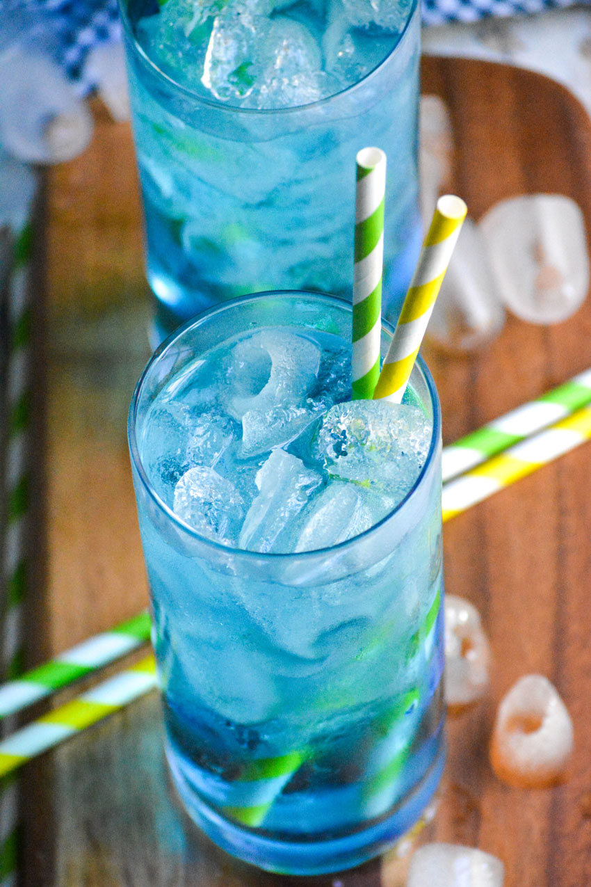 copycat sonic ocean water in two tall glasses with paper straws