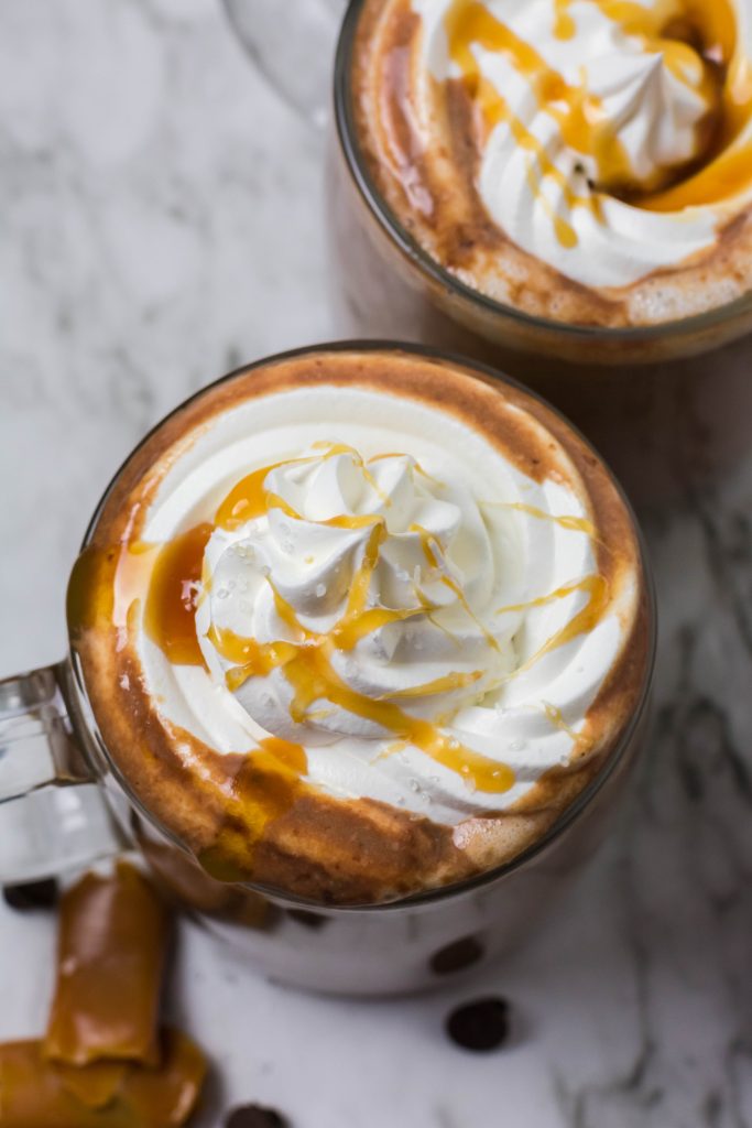 https://4sonrus.com/wp-content/uploads/2016/01/Slow-Cooker-Salted-Caramel-Hot-Chocolate-683x1024.jpg