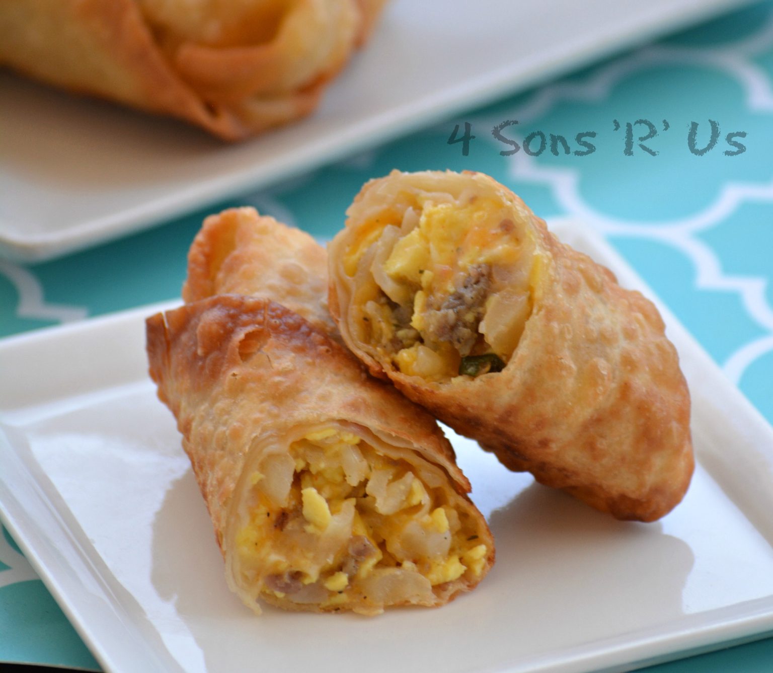Breakfast Eggrolls with Sausage Gravy 4 Sons 'R' Us