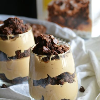 COOKIE BUTTER FUDGE BROWNIE TRIFLES IN GLASS JARS