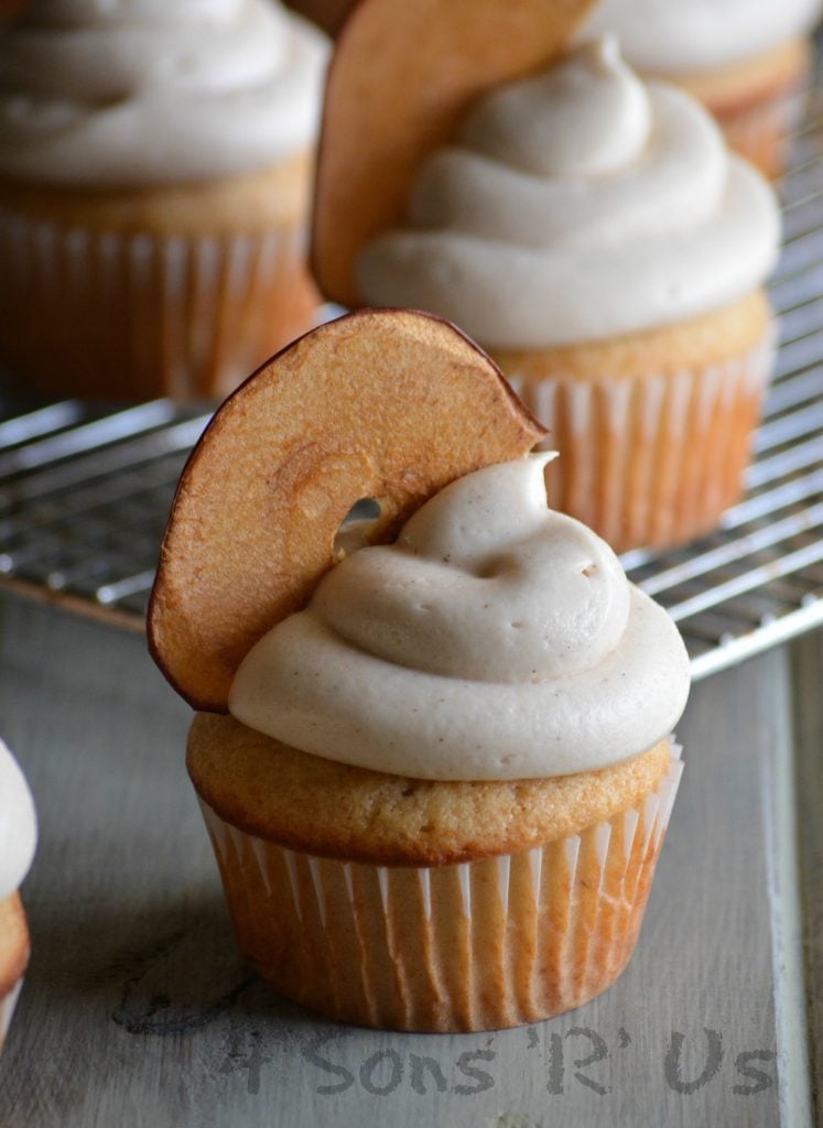 Apple Butter Cupcakes With Cinnamon Apple Cream Cheese Frosting