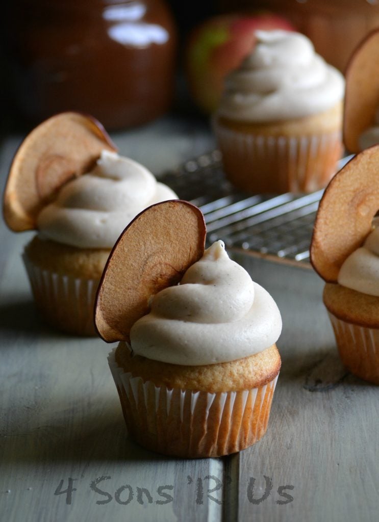 Apple Butter Cupcakes With Cinnamon Apple Cream Cheese Frosting
