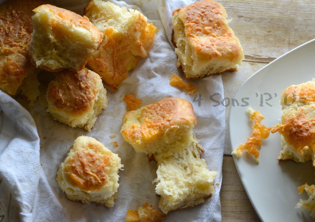 Cheddar Potato Pull Apart Rolls