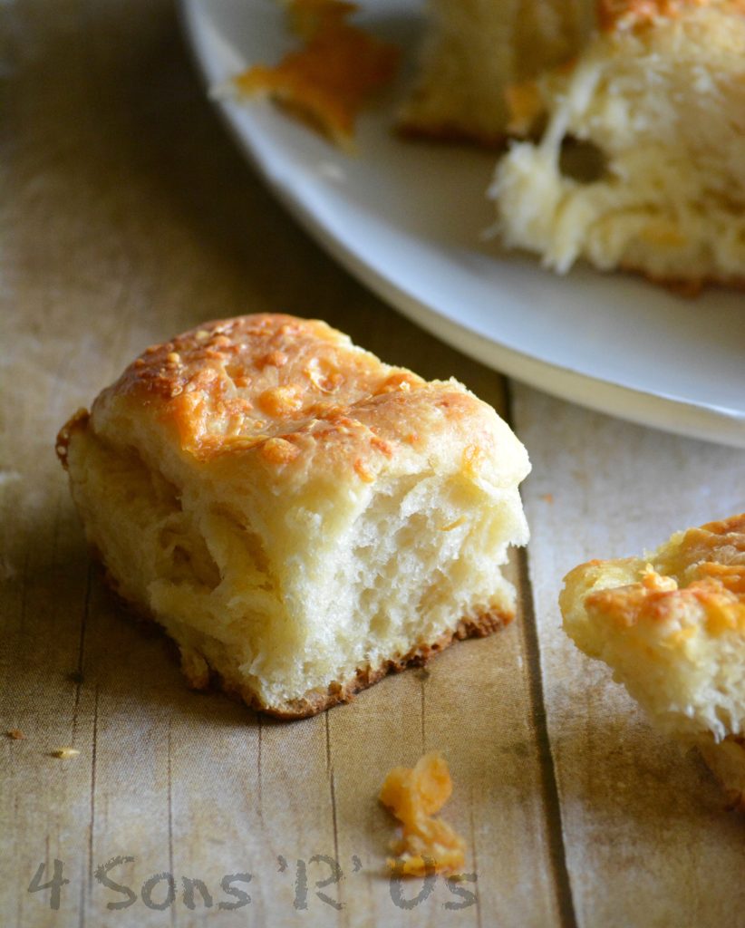 Cheddar Potato Pull Apart Rolls