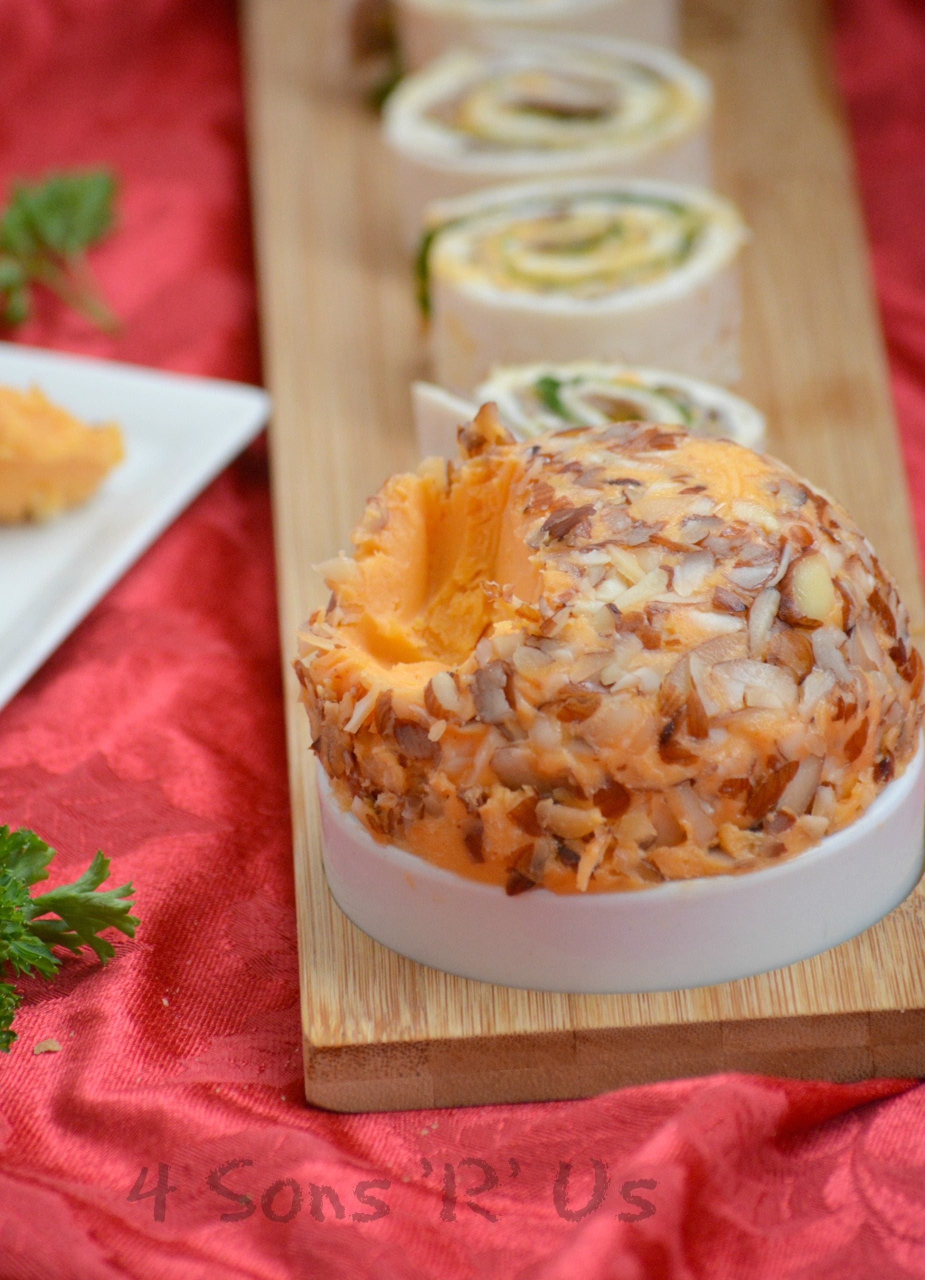 Roast Beef & Cheddar Horseradish Pinwheels 4 Sons 'R' Us