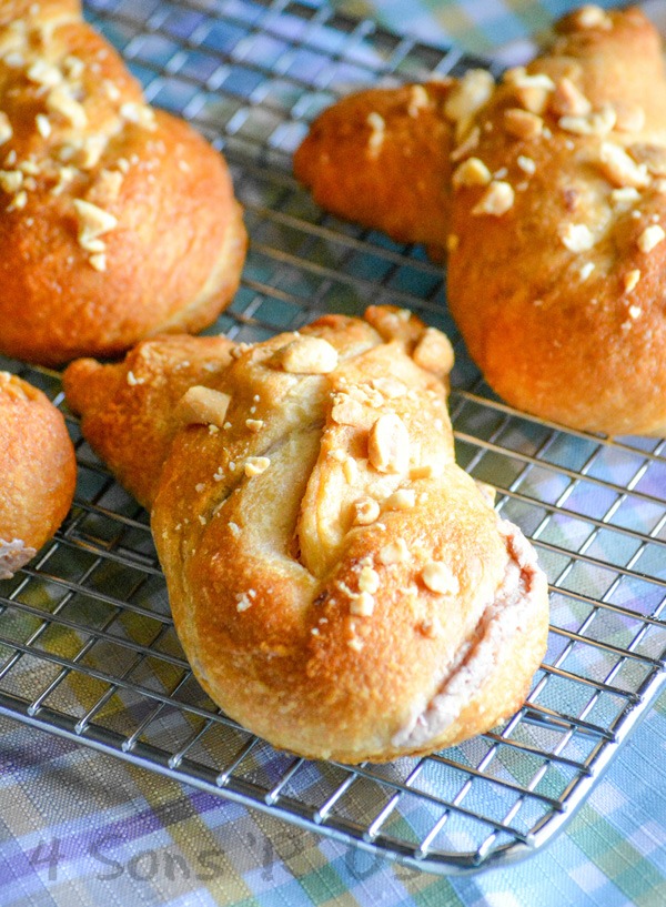 Strawberry Cream Cheese Bunny Buns