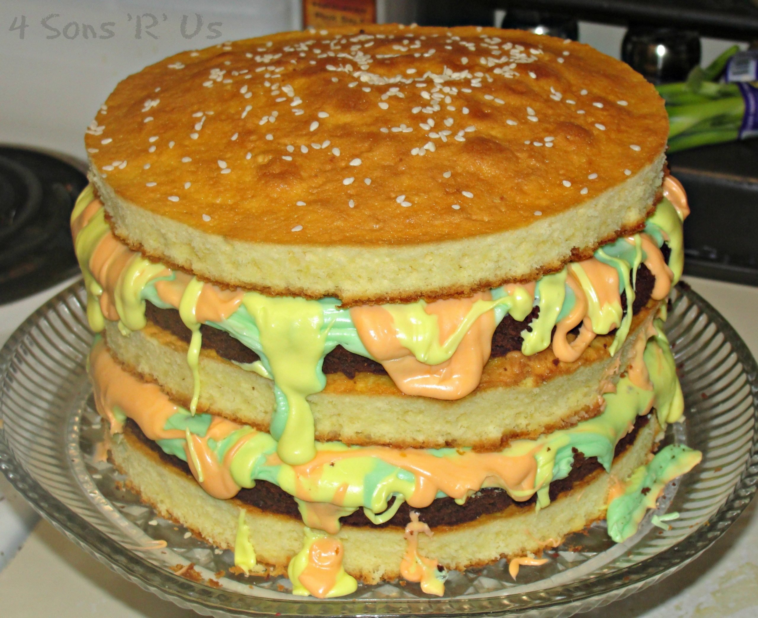 Hamburger Cake - Sprinkle Bakes