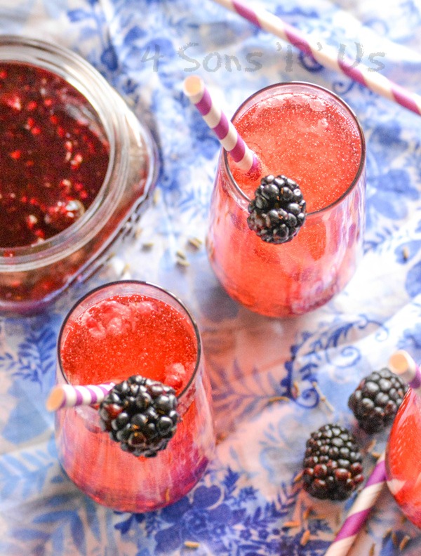 Blackberry Lavender Champagne Cocktail