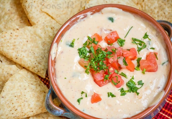 Restaurant Style White Queso Dip - 4 Sons 'R' Us