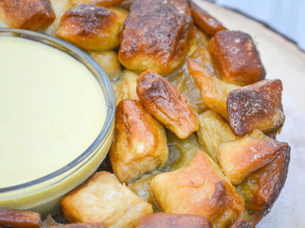 Pull Apart Pretzel Bread & Honey Mustard Dip