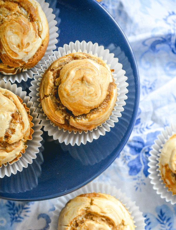 Pumpkin Pie Cream Cheese Swirl Muffins