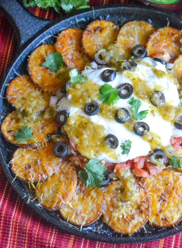 IRISH PUB NACHOS ON A CAST IRON SKILLET