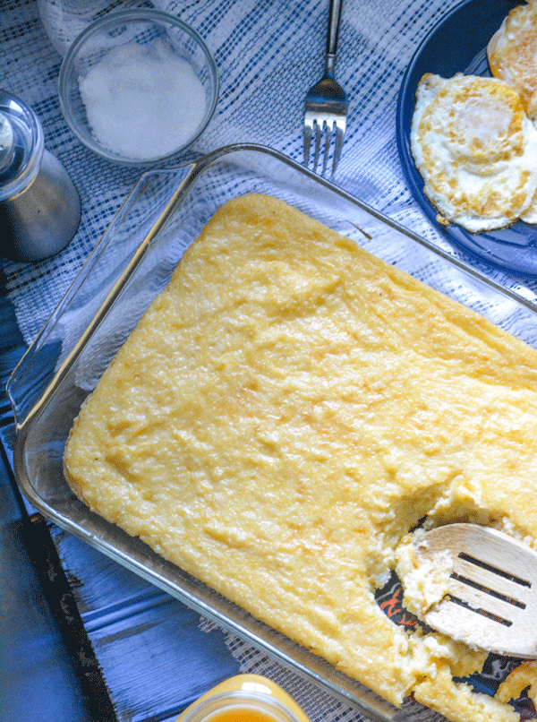 Three Cheese Grits Breakfast Casserole