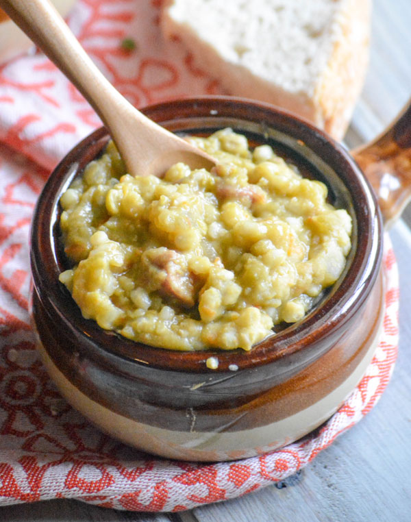 Slow Cooker Split Pea Ham & Barley Soup