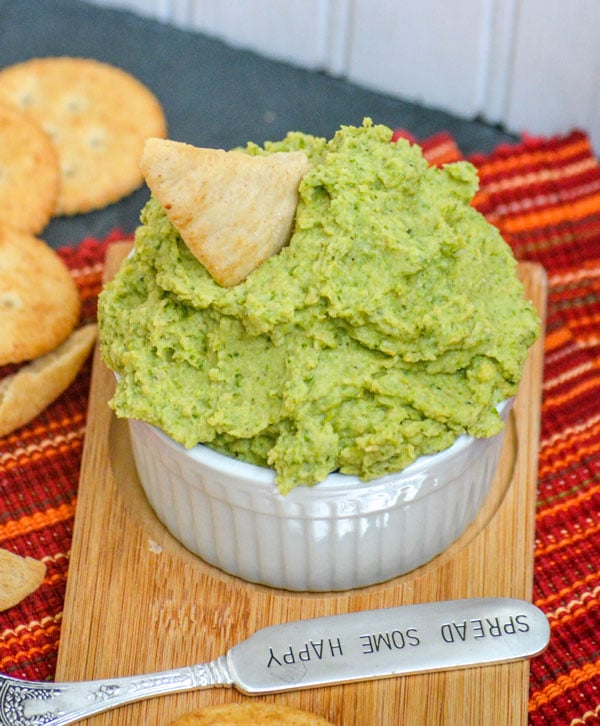 Nonna's Healthy Green Hummus