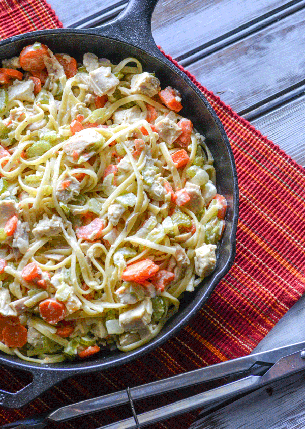 One Pot Creamy Chicken & Vegetable Pasta