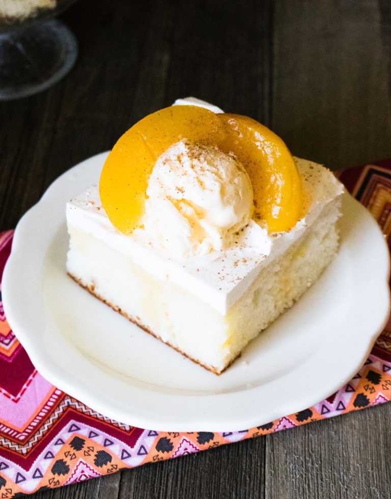 Peaches &amp; Sweet Cream Poke Cake 4 Sons �R� Us