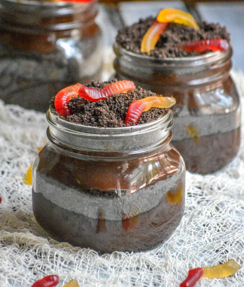 Creepy Crawly Dirt Cup Pudding Parfaits Halloweentreatsweek 4 Sons R Us