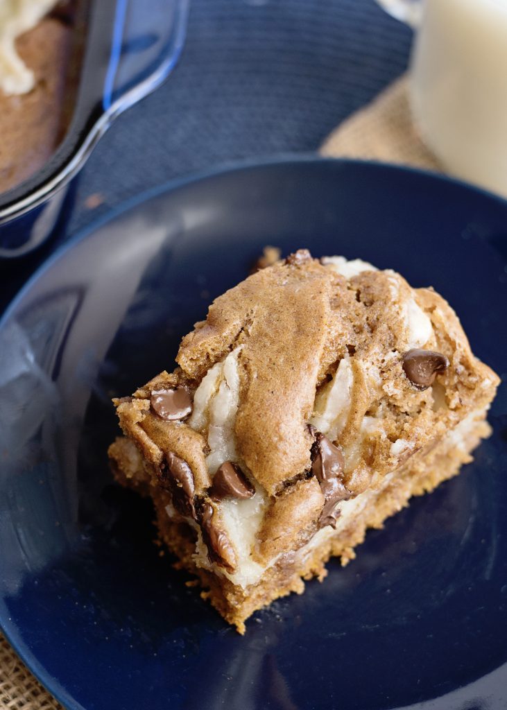 Pumpkin Spice Earthquake Cake