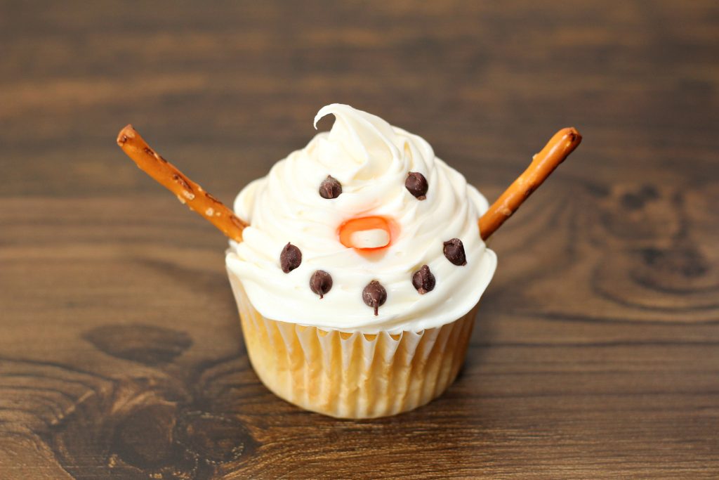 Snowman Cupcakes