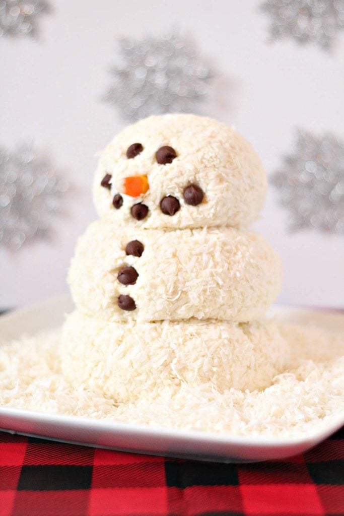 snowman themed dessert cheese ball