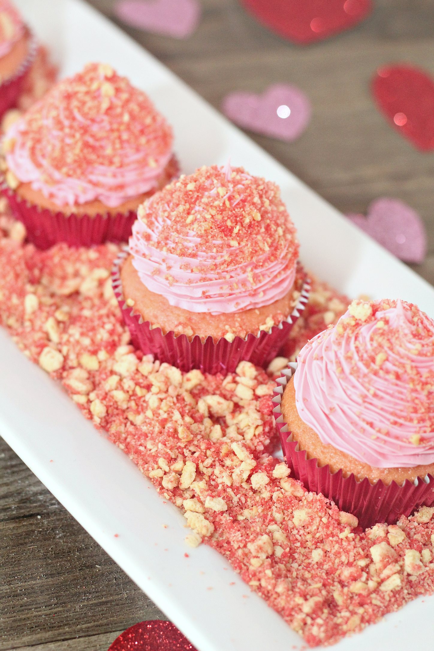 Strawberry Crunch Cupcakes - 4 Sons 'R' Us