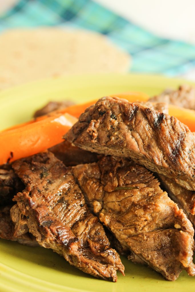 Easy Garlic Cilantro Lime Steak Fajitas