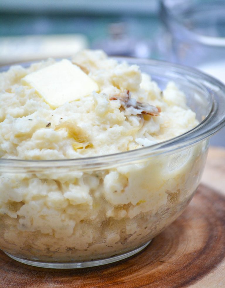 Creamy Roasted Garlic Mashed Potatoes - 4 Sons 'R' Us