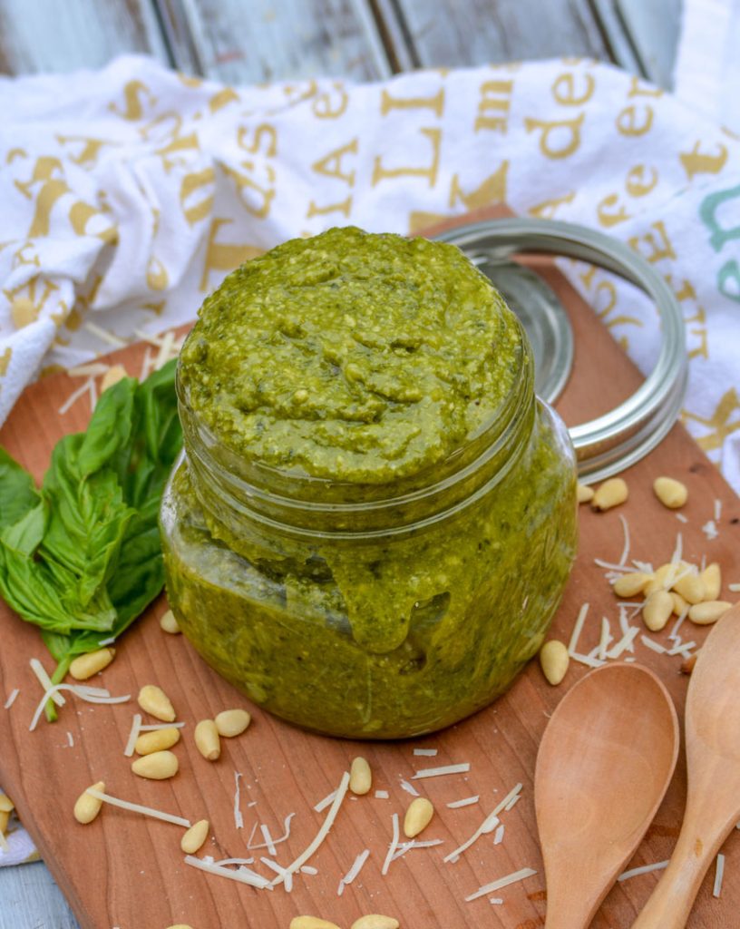 Nonna's Homemade Basil Pesto