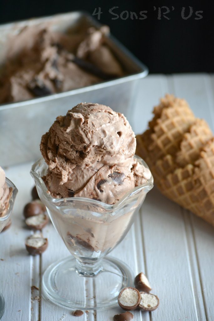 helado crujiente de malta de chocolate