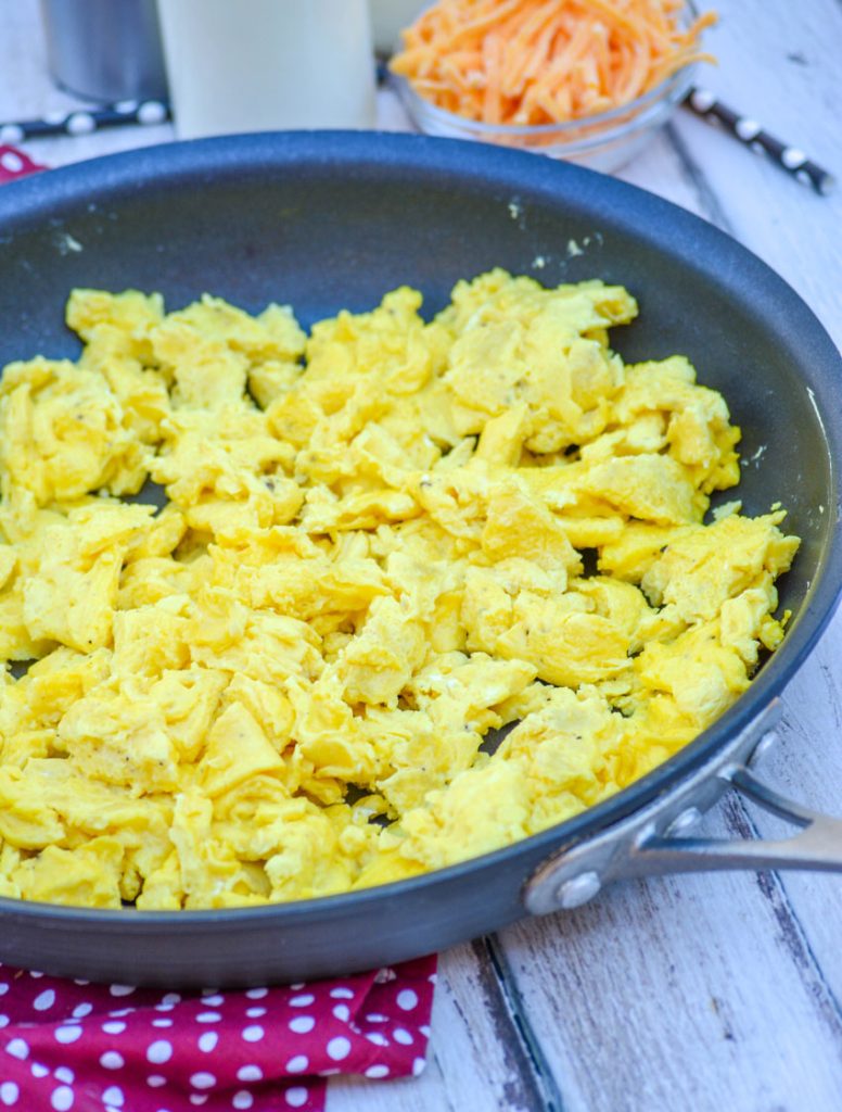fluffy scrambled eggs