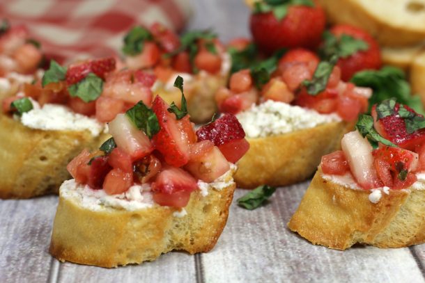 Strawberry And Goat Cheese Bruschetta - 4 Sons 'R' Us