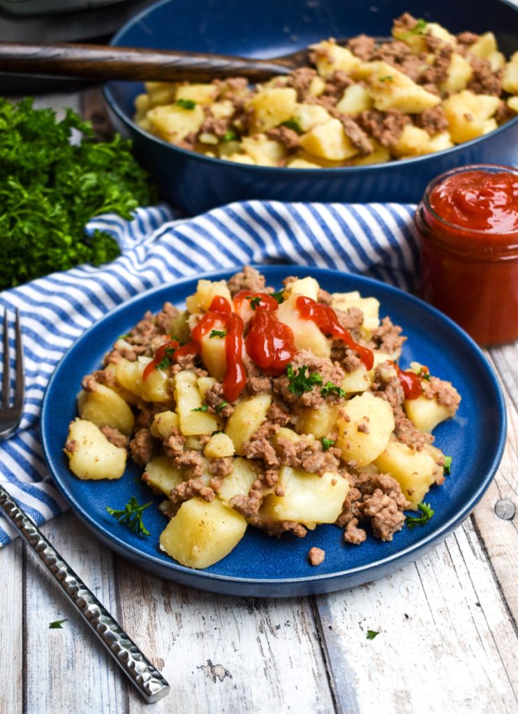 Instant Pot Ground Beef & Potato Hash 4 Sons 'R' Us
