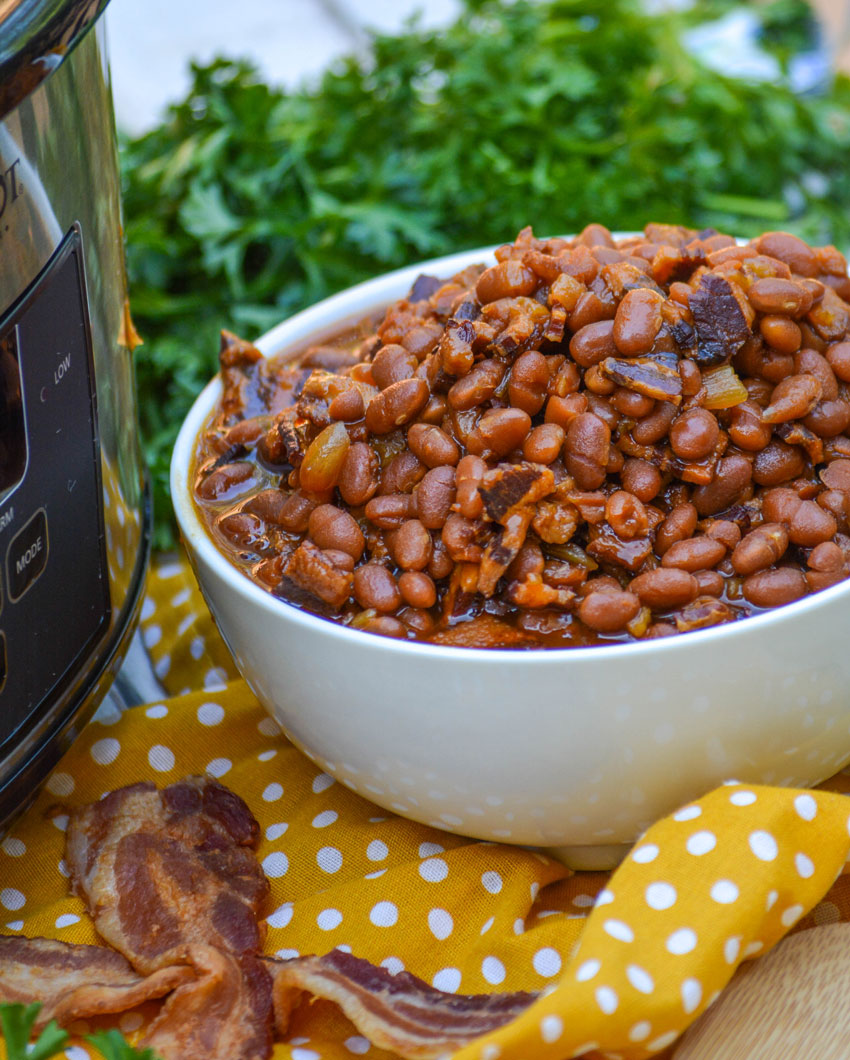 Slow Cooker Baked Beans with Bacon - 4 Sons 'R' Us