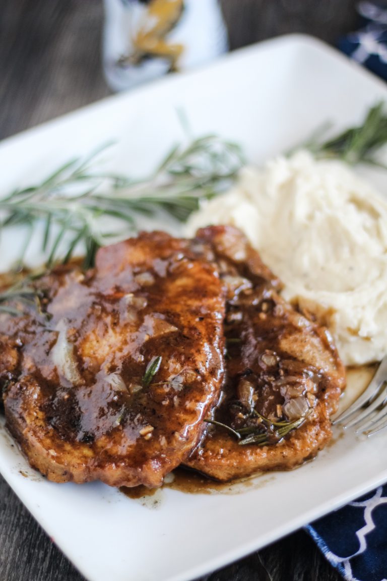 Smothered Pork Chops in Brown Gravy - 4 Sons 'R' Us
