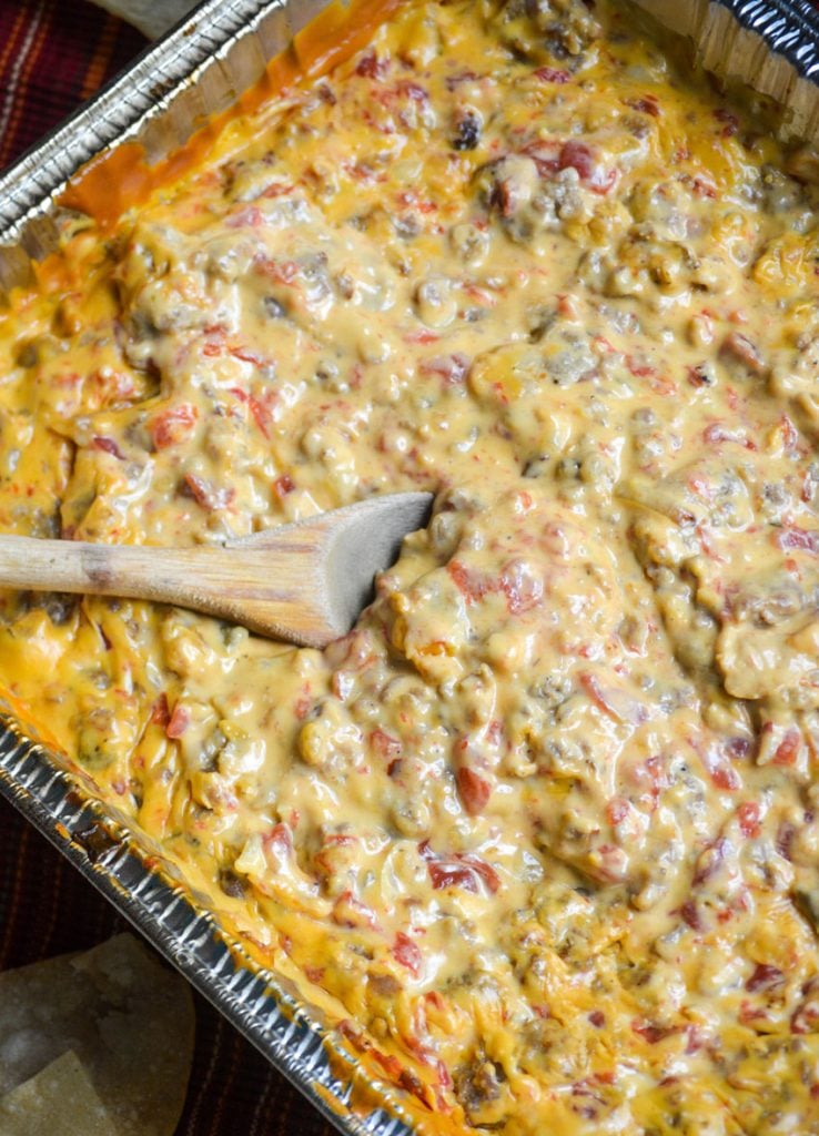 https://4sonrus.com/wp-content/uploads/2020/06/Smoked-Queso-Dip-12-738x1024.jpg