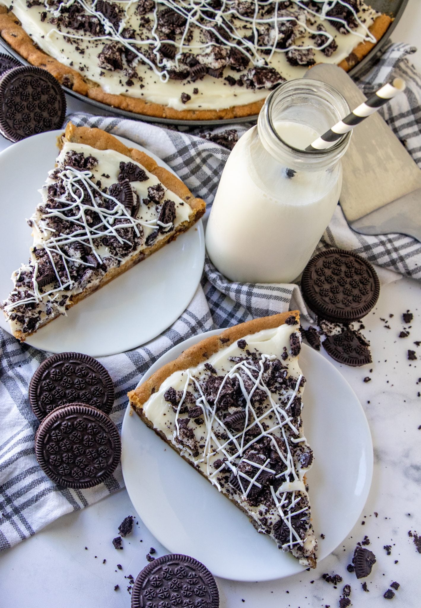 Cookies & Cream Dessert Pizza 4 Sons 'R' Us