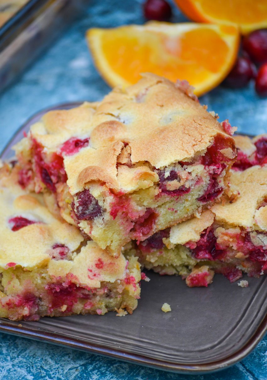 Cranberry Christmas Cake