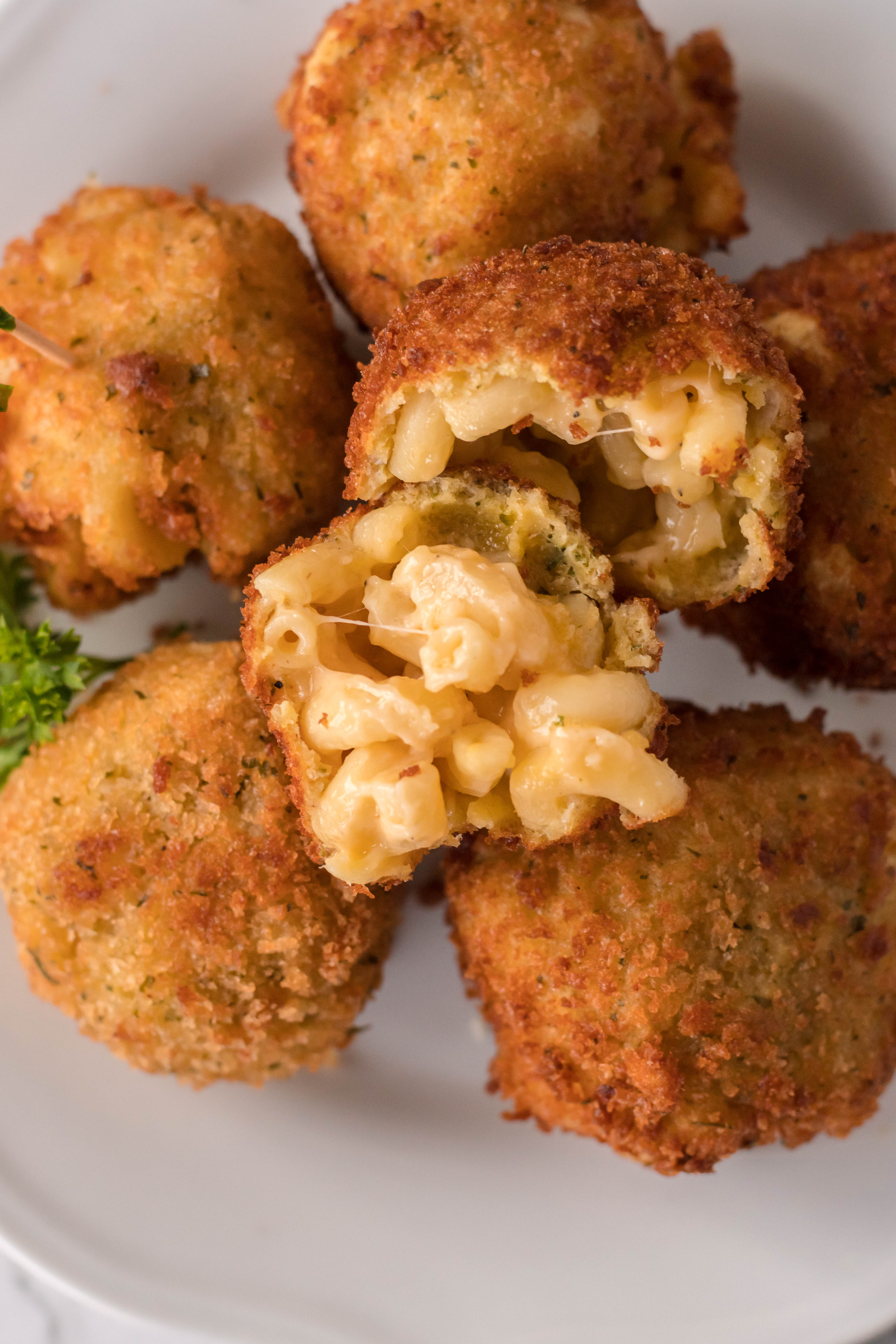 Fried Mac & Cheese Balls (Cheesecake Factory Copycat) 4 Sons 'R' Us