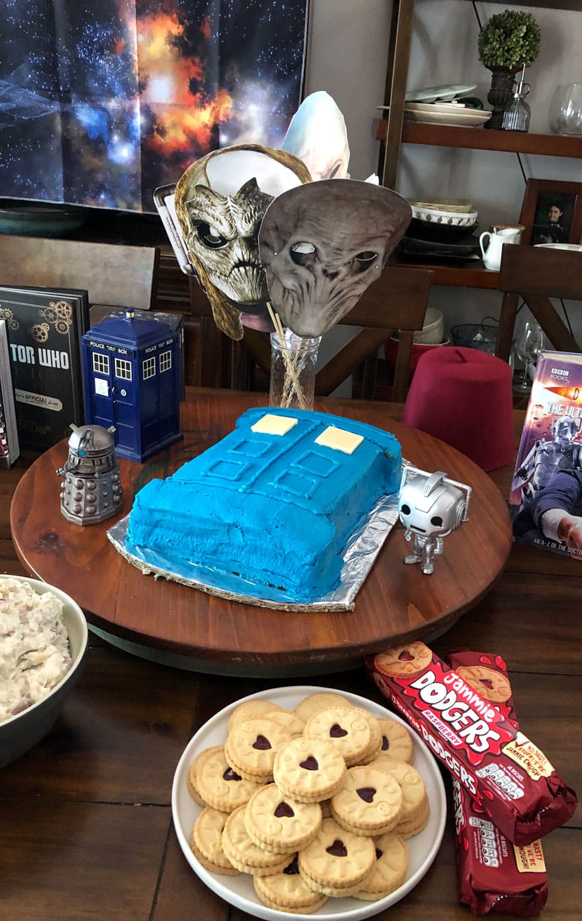 doctor who themed party table