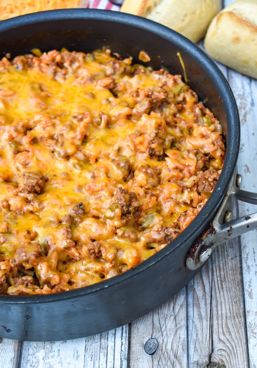 unstuffed pepper recipe in a black skillet