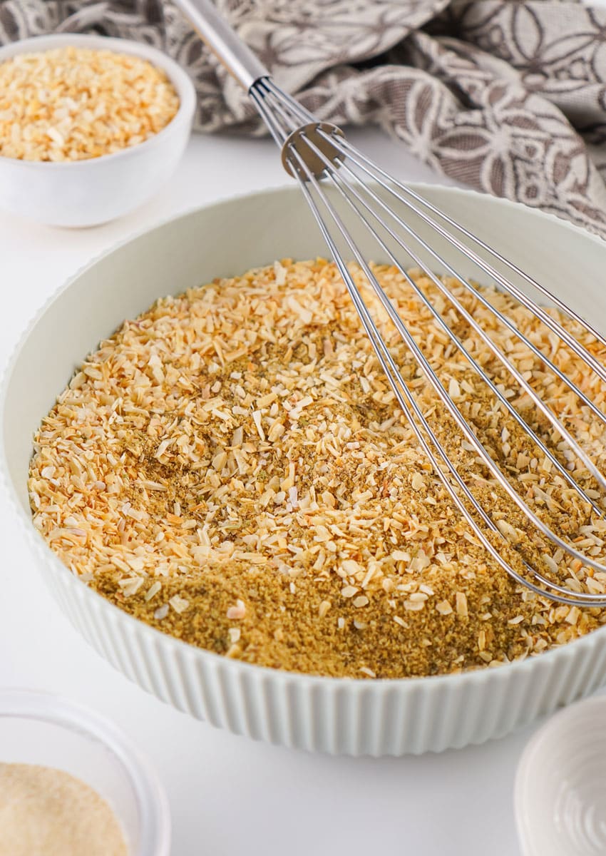 homemade lipton onion soup mix ingredients in a shallow white bowl