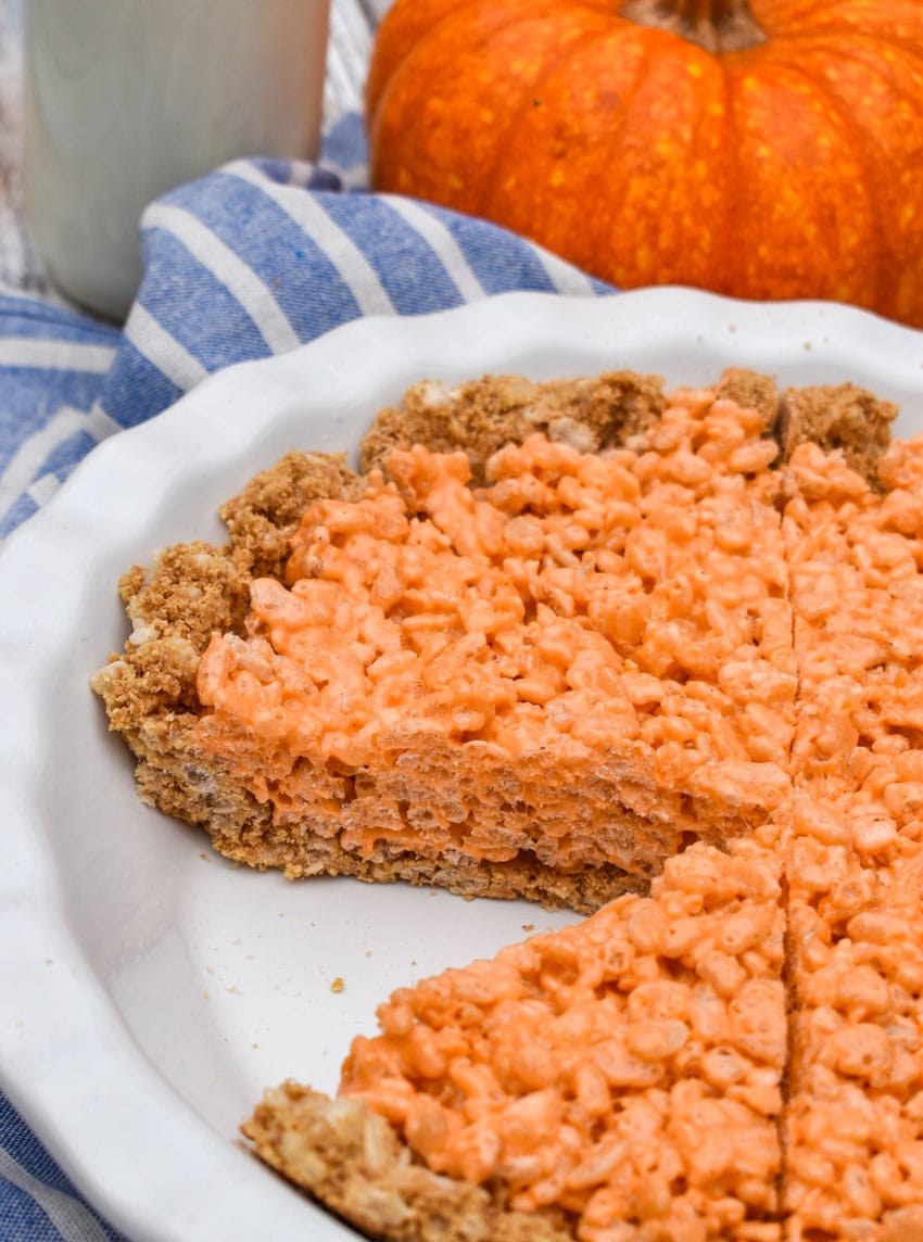 pumpkin pie rice krispie treats in a white pie dish